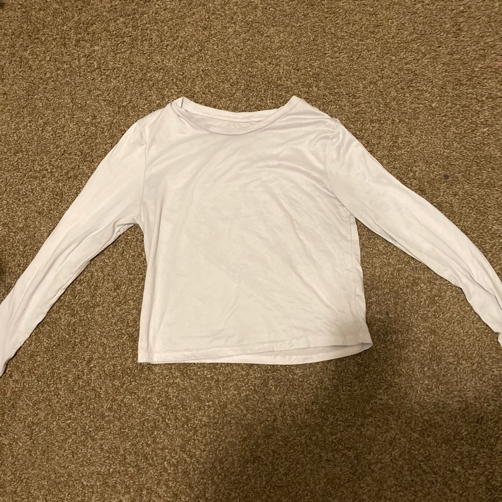 Long Sleeve Cropped Tee
